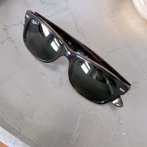 Ray Ban New Wayfarer sunglasses in tortoise